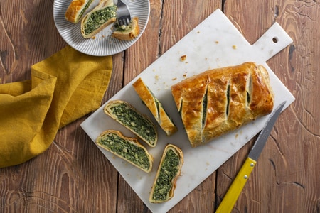 Strudel con requesón y espinacas