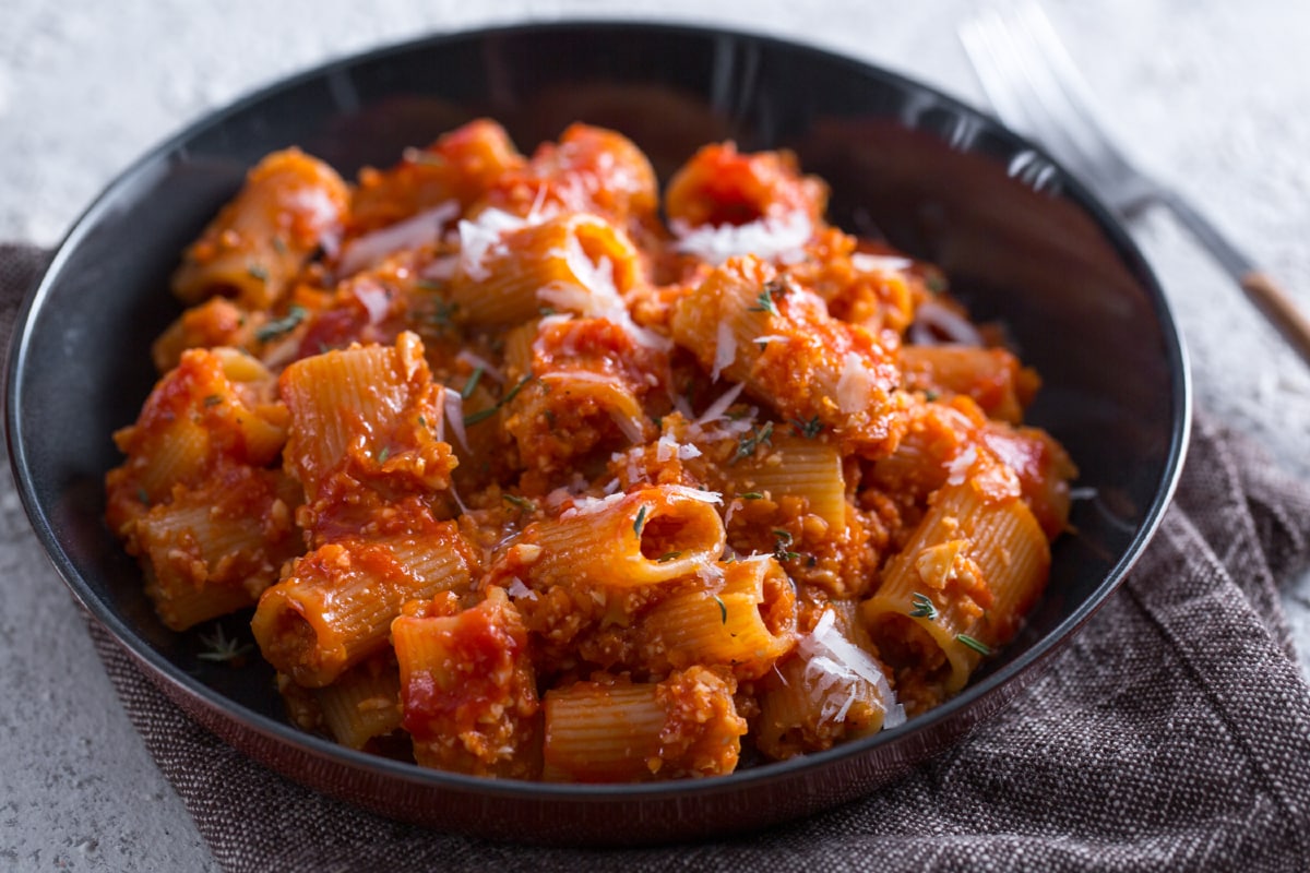 Pasta con ragú de coliflor