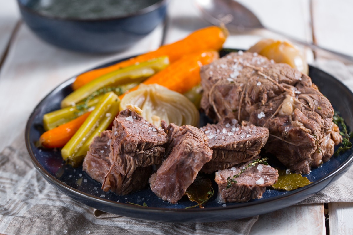 Carne cocida en olla a presión