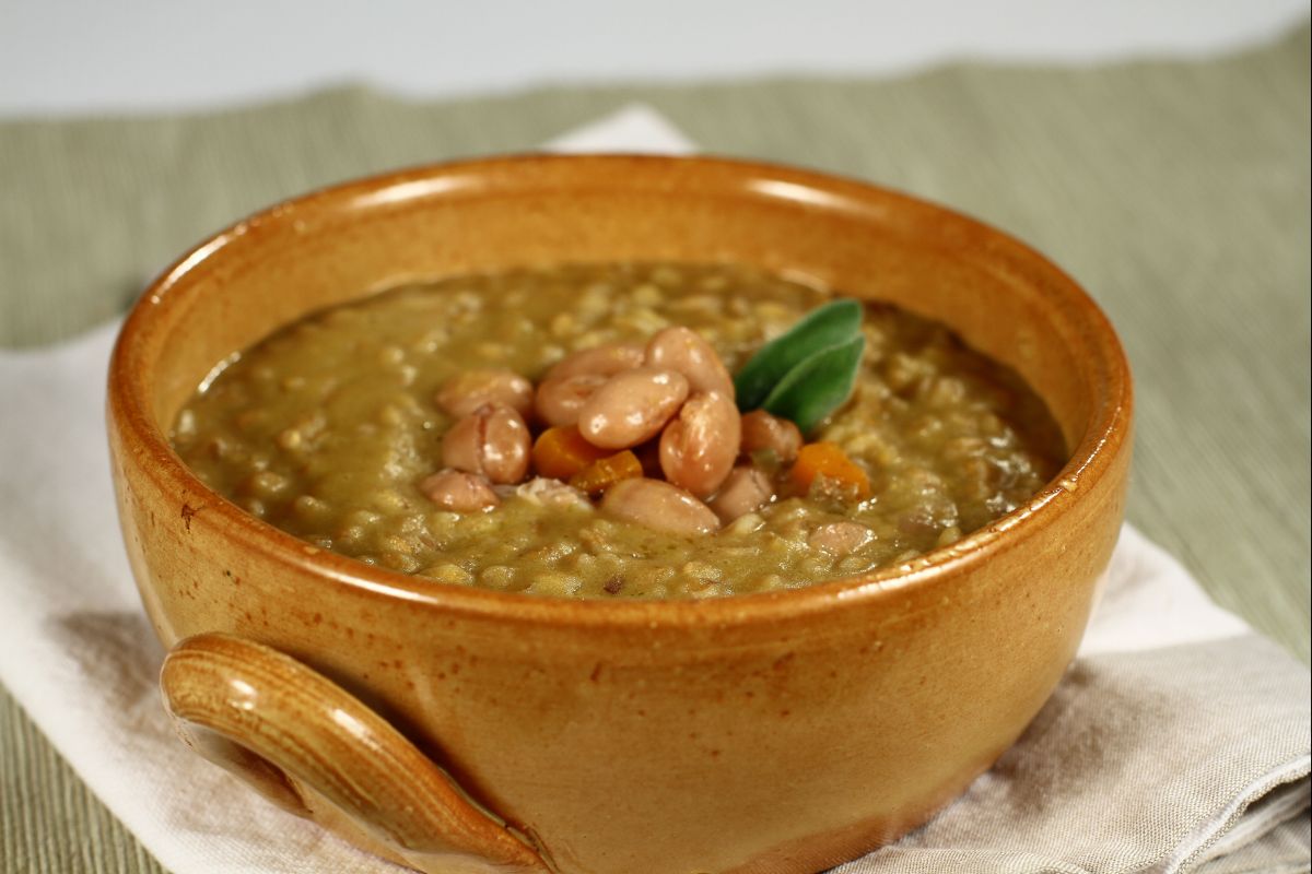 Sopa de espelta y alubias borlotti