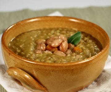 Sopa de espelta y alubias borlotti